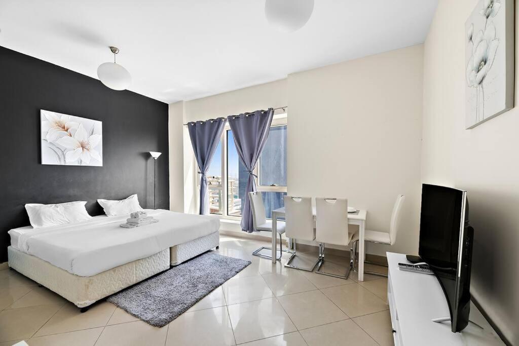 Apartment Stonetree - Cozy Fully-furnished In Jlt